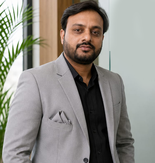 Vivek Dholu